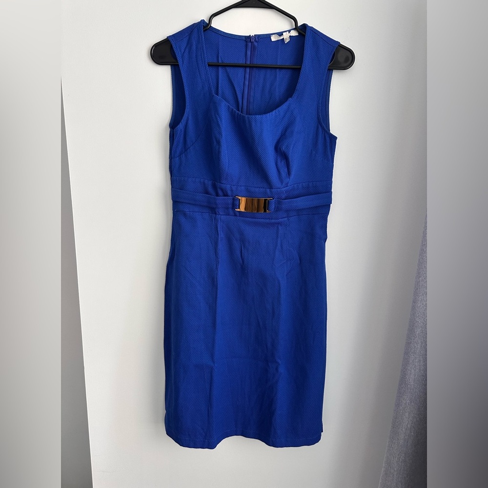 Elegant Blue Sleeveless Dress-size 6
